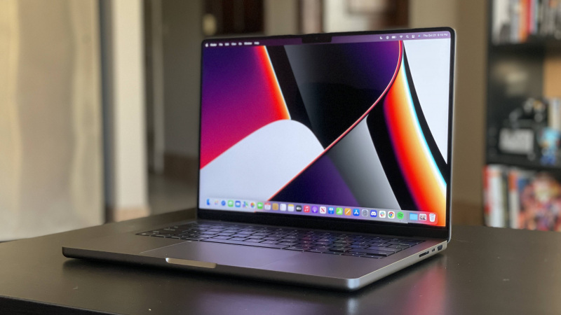 مک بوک پرو 14 اینچی اپل بهترین لپ تاپ‌‌های 2023 برای کارهای گرافیکی