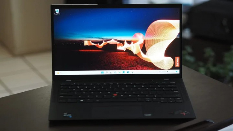 Lenovo ThinkPad X1 Carbon (Gen 10) 